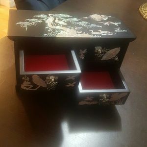 Fancy chinese engraved jewelry box